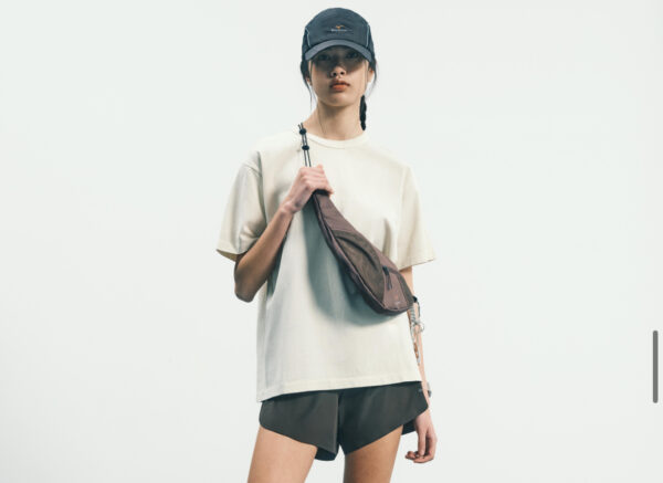 Covernat x Mizuno 斜背包